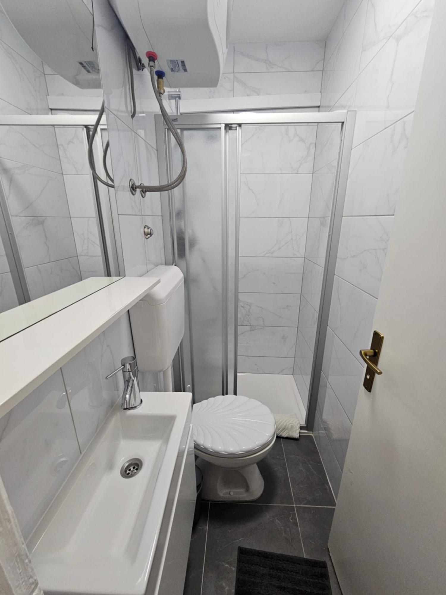 Apartmani Matija Makarska Exterior foto