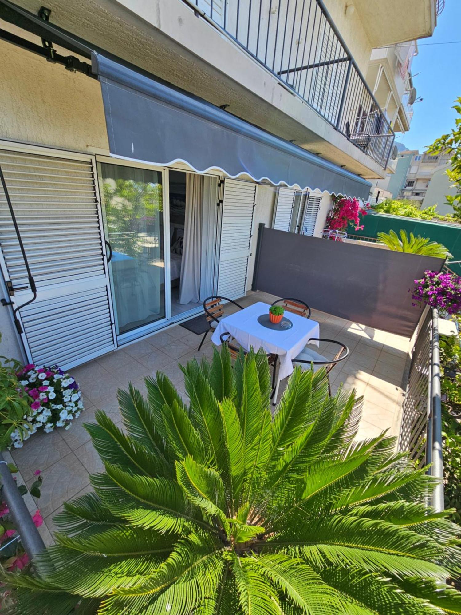 Apartmani Matija Makarska Exterior foto